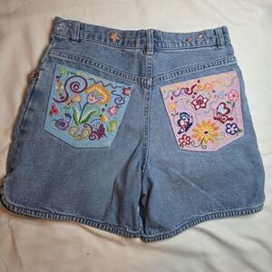 GAP Embroidered Denim Shorts with Colorful Pocket Art - Blue